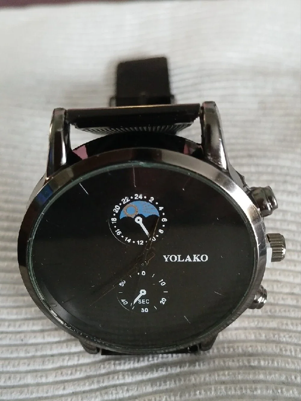 Black Men's Analog Watch - Black Strap